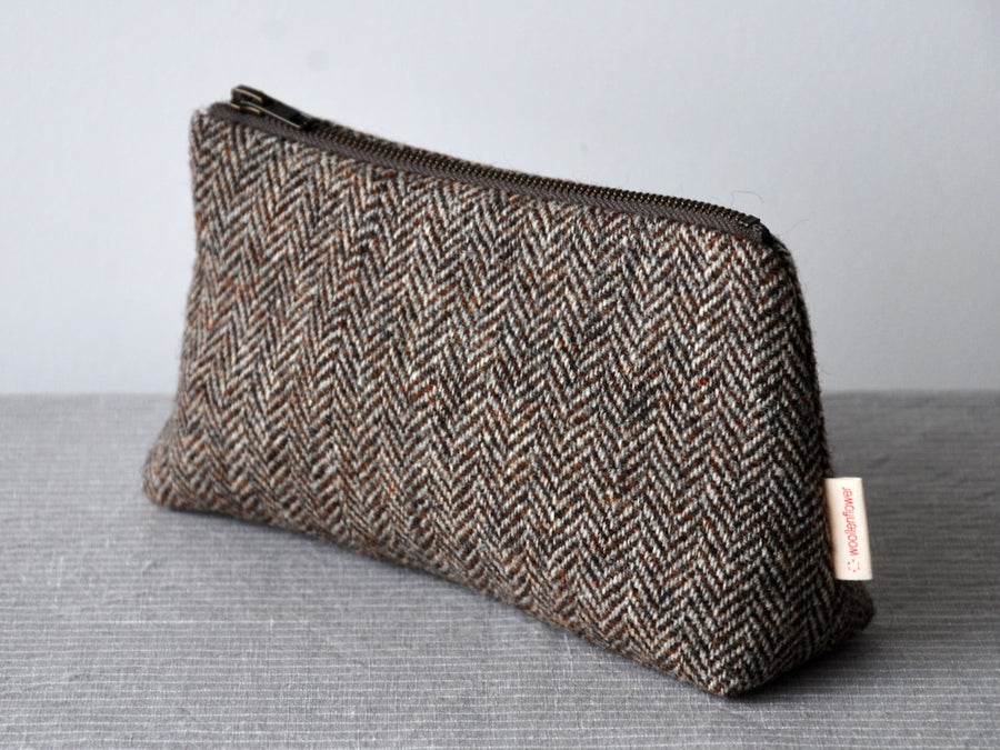 Tweed pouch in Oatmeal/ Petrol