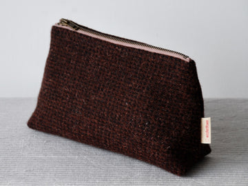 Tweed pouch in Damson/ Charcoal